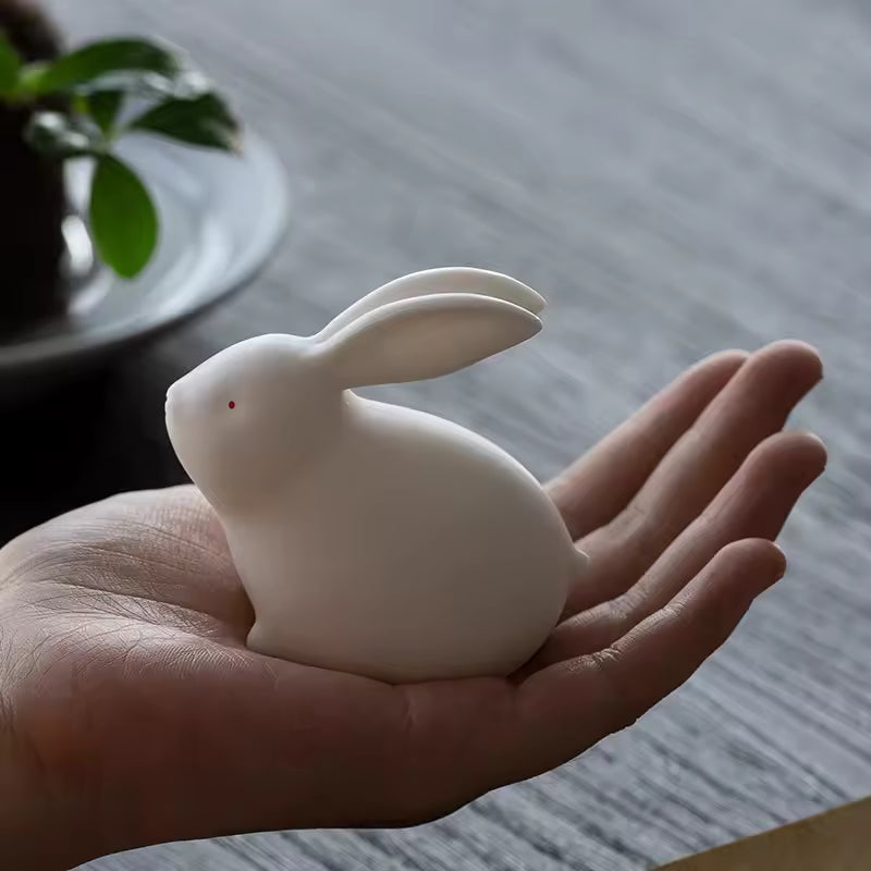 Creative White Porcelain Cute Rabbit Tea Pet Table Decoration Zen Gongfu Tea Accessories Potted Plants Micro Landscape Design