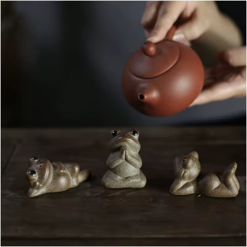 Buddha Style Reclining Leisurely Zen Frog Tea Pet Ornaments Rough Pottery Handmade Tea Table Decoration Gongfu Tea Accessories