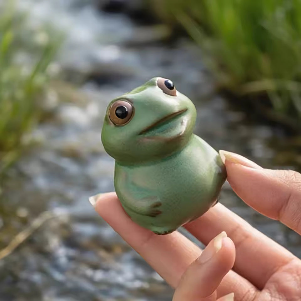 Cute Little Frog Tea Pet Ornament Personalized Tea Play Animal Figurine Zen Gongfu Tea Accessories Gift Home Decoration
