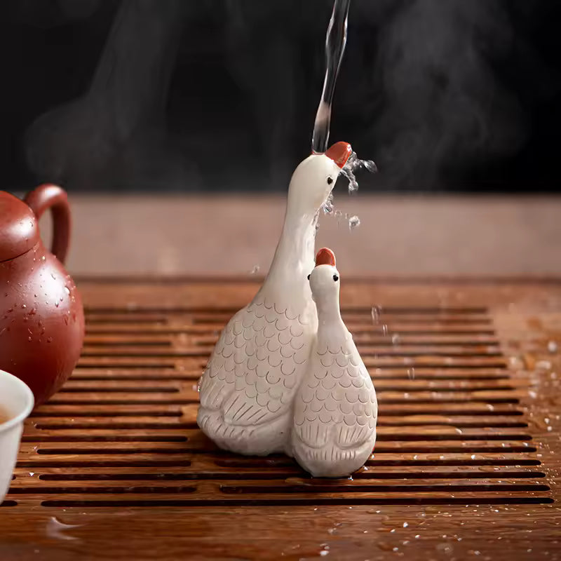 Creative Retro Ceramic Mini Tea Pet Vase Ornament Tea Playing Kung Fu Tea Ceremony Accessories Home Decoration