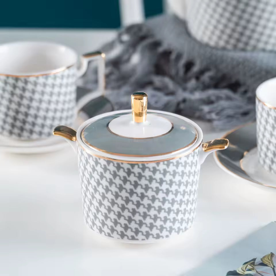 Nordic Modern Design Ceramic Coffee Pot with Houndstooth Pattern High-End Tea Pot Set British Tea Cup & Saucer