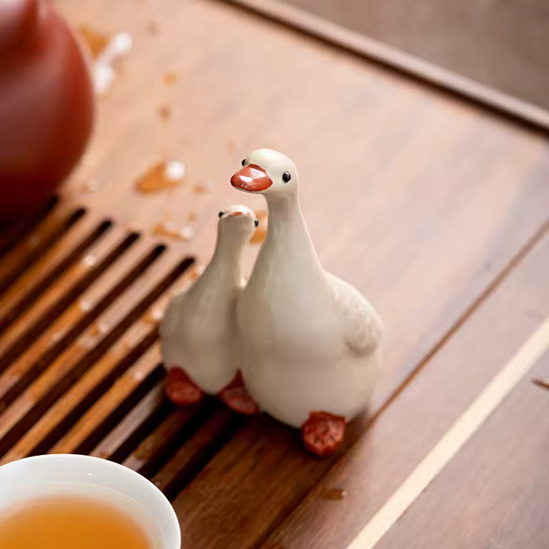 Creative Retro Ceramic Mini Tea Pet Vase Ornament Tea Playing Kung Fu Tea Ceremony Accessories Home Decoration