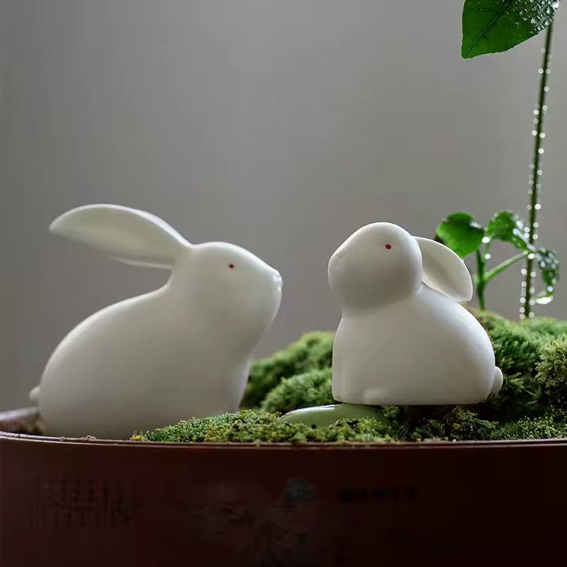 Creative White Porcelain Cute Rabbit Tea Pet Table Decoration Zen Gongfu Tea Accessories Potted Plants Micro Landscape Design