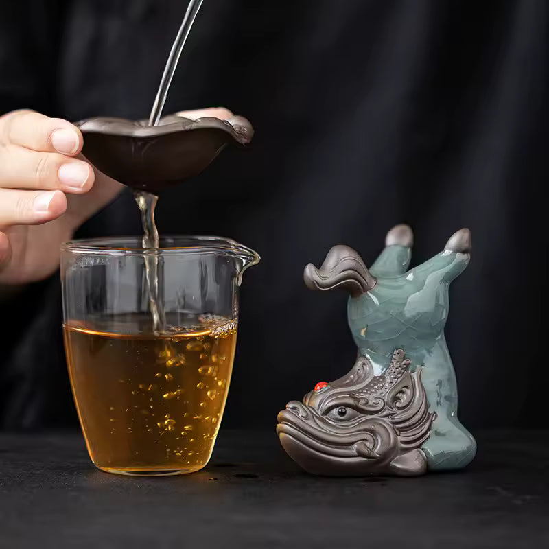 Porcelain Tea Pet Ornament Tea Strainer Zen Gongfu Tea Accessories Home Decoration