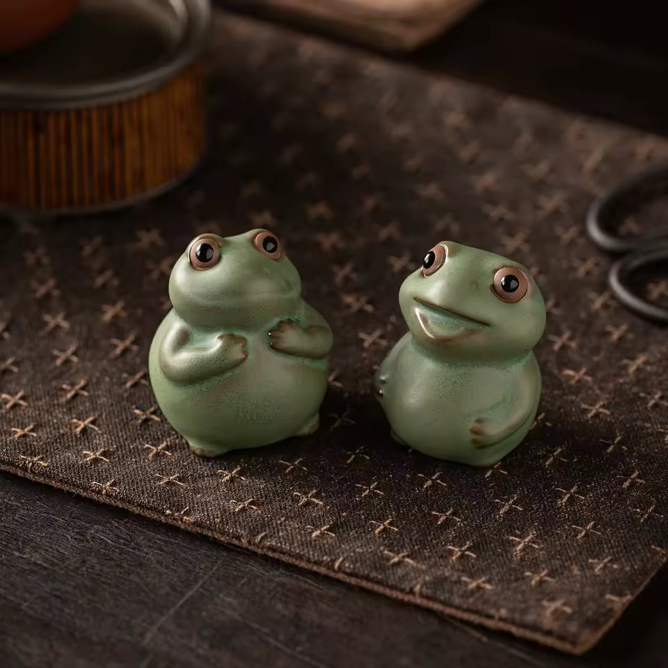 Cute Little Frog Tea Pet Ornament Personalized Tea Play Animal Figurine Zen Gongfu Tea Accessories Gift Home Decoration