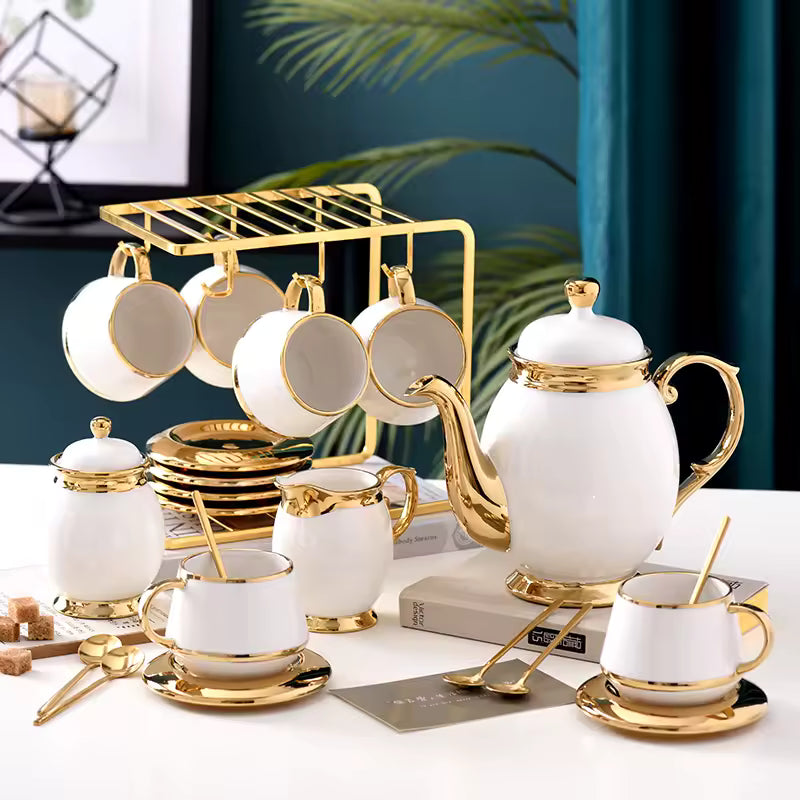 New European Small Luxury Gold Edge Coffee Cup and Plate Set Ceramic Afternoon Tea Set with Cup Holder