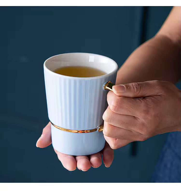 Fine China Home Restaurant Porcelain Tea Pot Tea Cups and Saucers Tea Sets Ceramic Cup Saucers